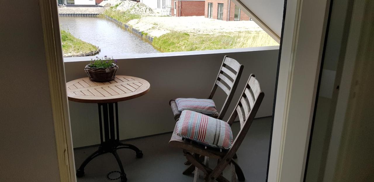 Prachtig Vrijstaand Appartement Aan Het Water Heerhugowaard Exterior foto