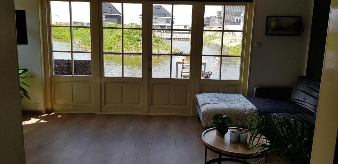 Prachtig Vrijstaand Appartement Aan Het Water Heerhugowaard Exterior foto